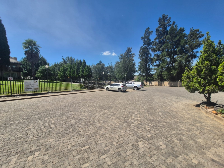 3 Bedroom Property for Sale in Edge On the Vaal Free State